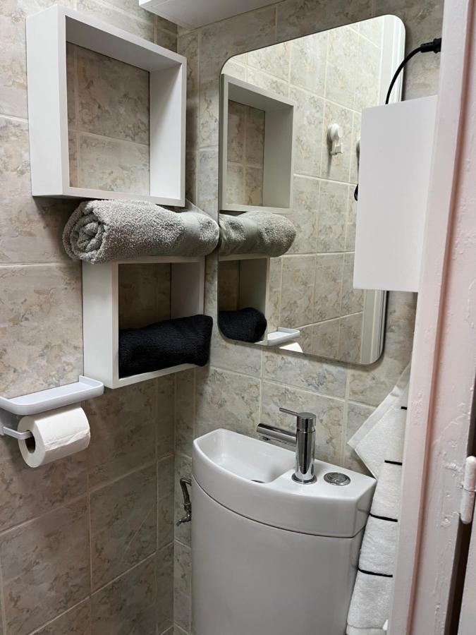 17 Cosy Et Calme Au Dessus Du Vieux Port Appartement *